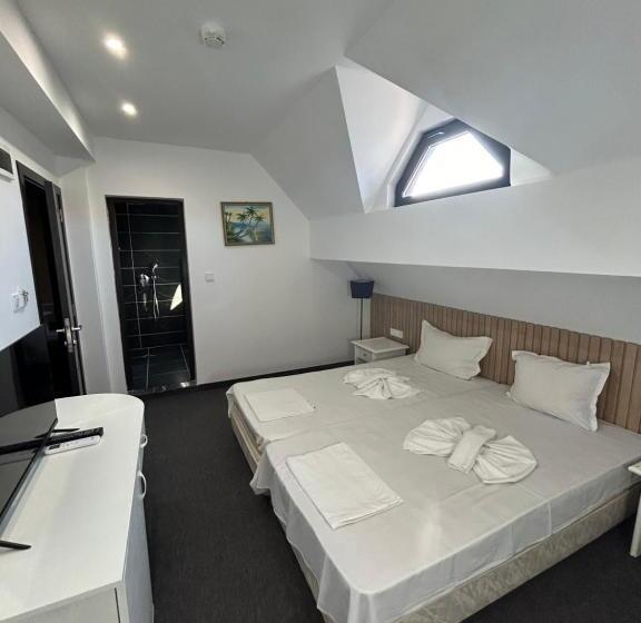 酒店 Adeti Residence