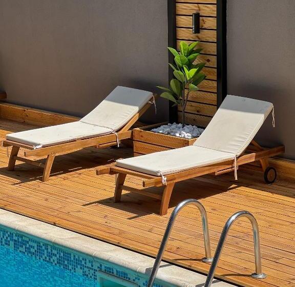 酒店 Adeti Residence