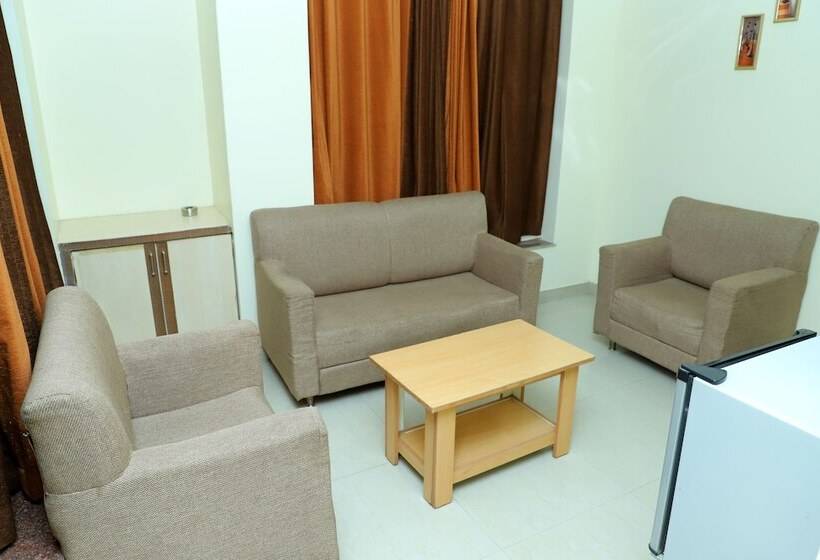 בית מלון כפרי Anjani