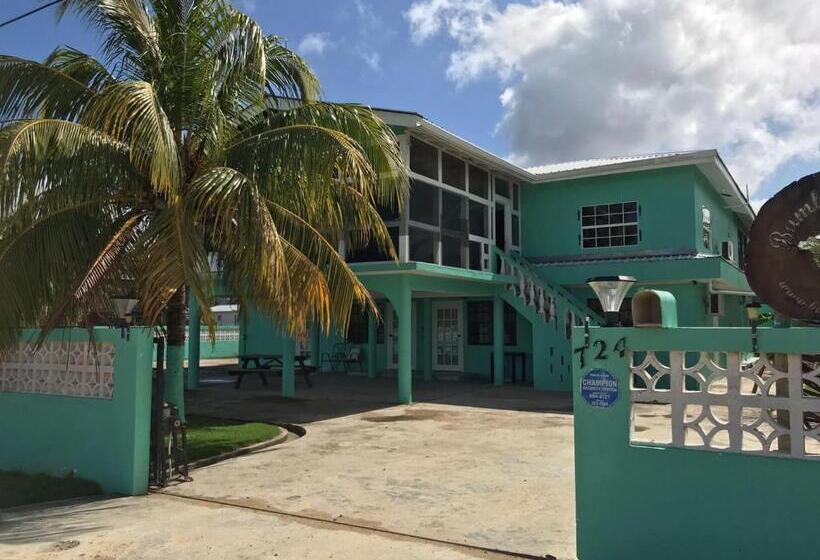 فندق Bamboleo Inn