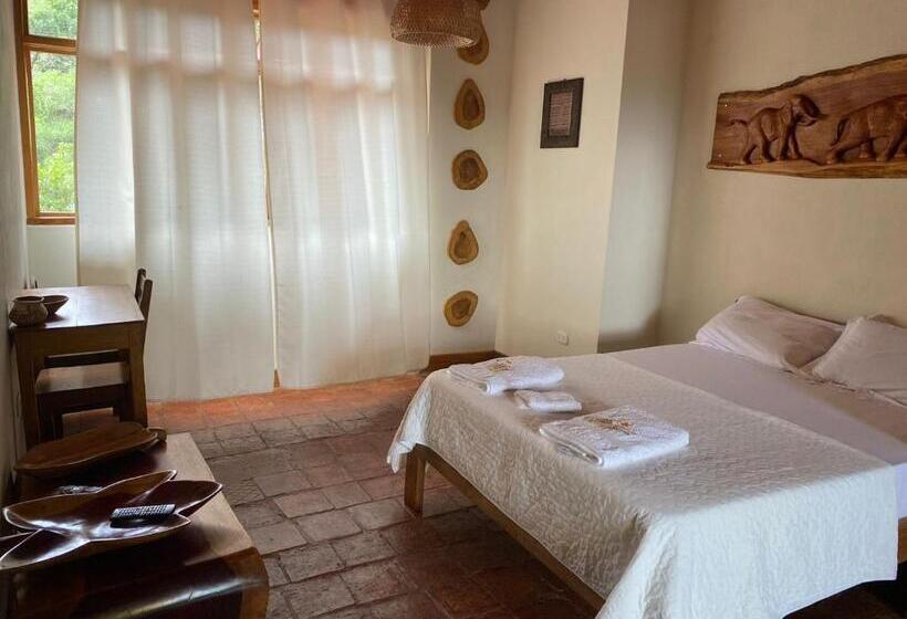 هتل Casa Hospedaje Sangapilla