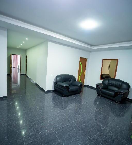 Отель Continental New