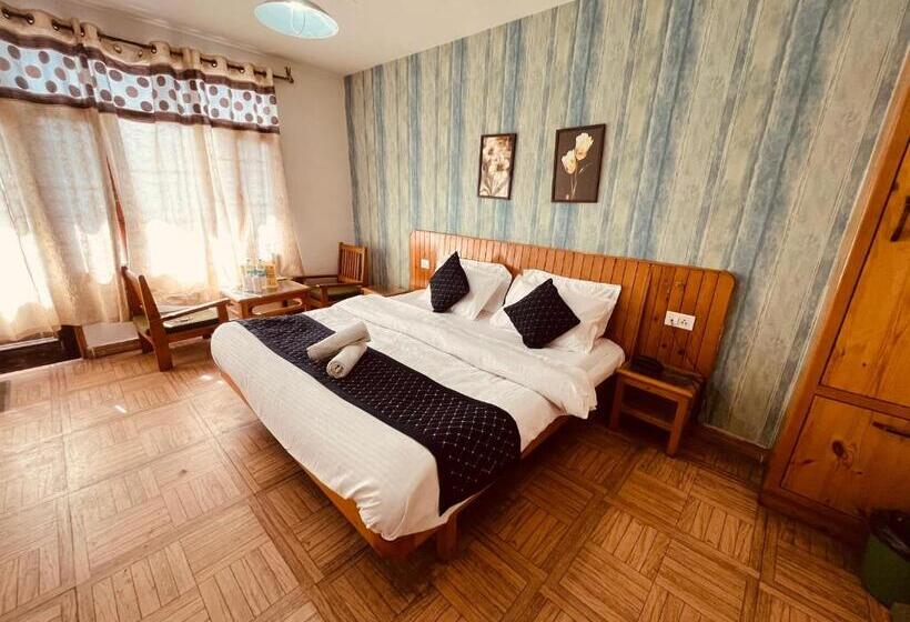 胶囊酒店 Zaranka Stays Kasol