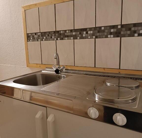 호텔 Erlebnisreiterhof Wolferstadt