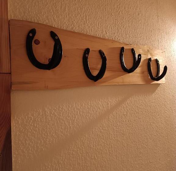 ホテル Erlebnisreiterhof Wolferstadt