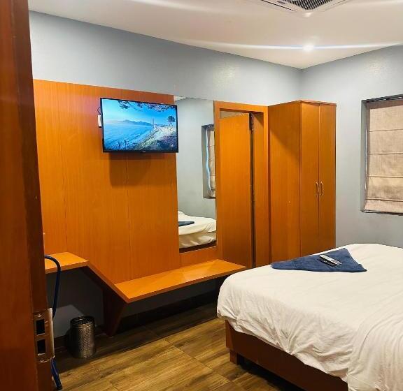 בית מלון כפרי Flora