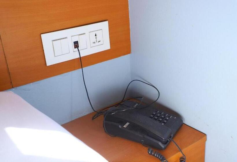 בית מלון כפרי Flora