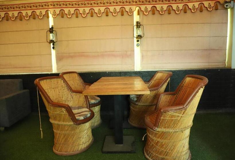 בית מלון כפרי Flora