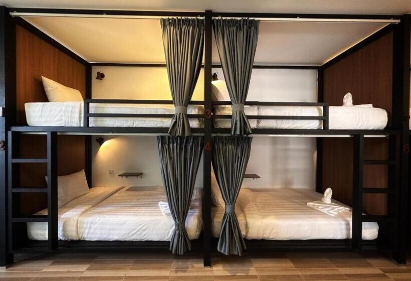 בית מלון כפרי Hostel By Monsoon Riverside