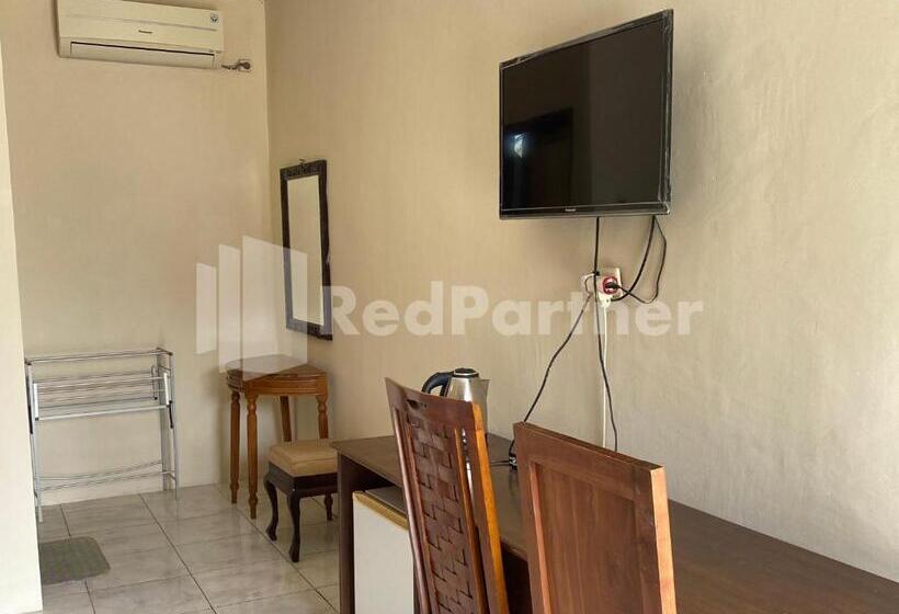 בית מלון כפרי Kurnia @ Jln Pemuda Blora Redpartner