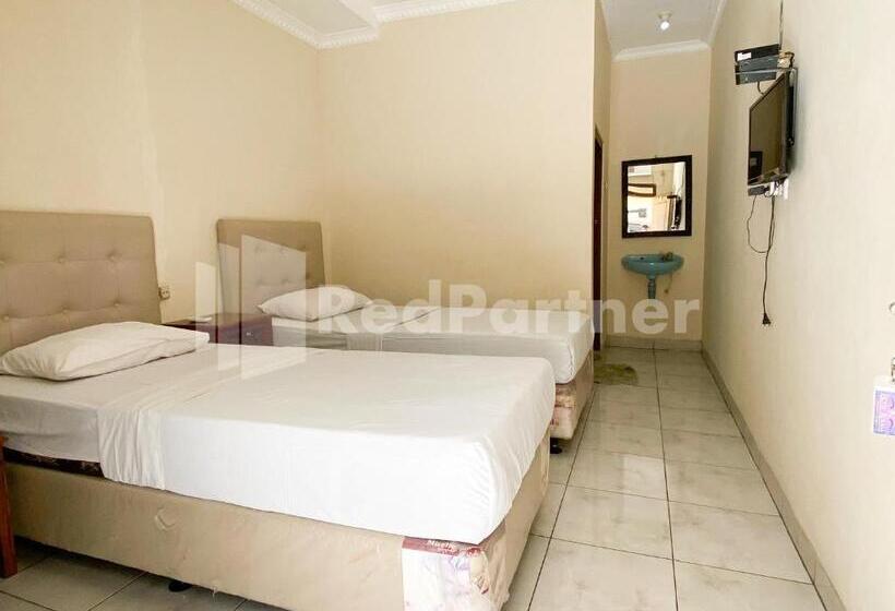 Szálloda Kurnia @ Jln Pemuda Blora Redpartner