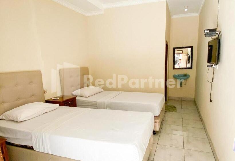 Szálloda Kurnia @ Jln Pemuda Blora Redpartner