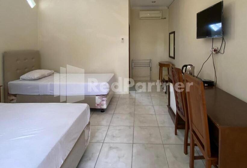 Szálloda Kurnia @ Jln Pemuda Blora Redpartner