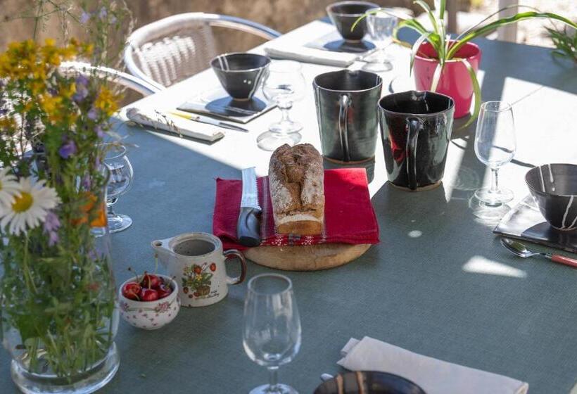 酒店 La Ferme De Chalas