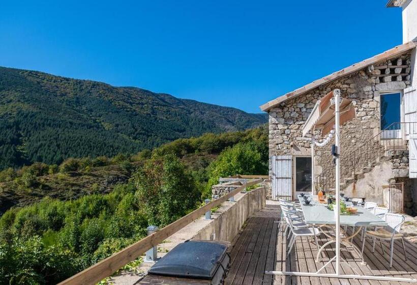 酒店 La Ferme De Chalas