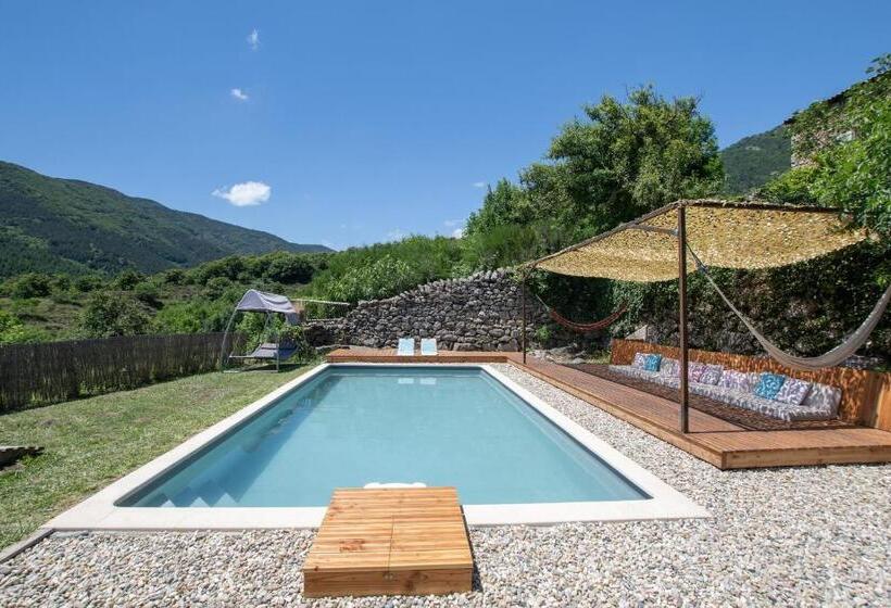 酒店 La Ferme De Chalas