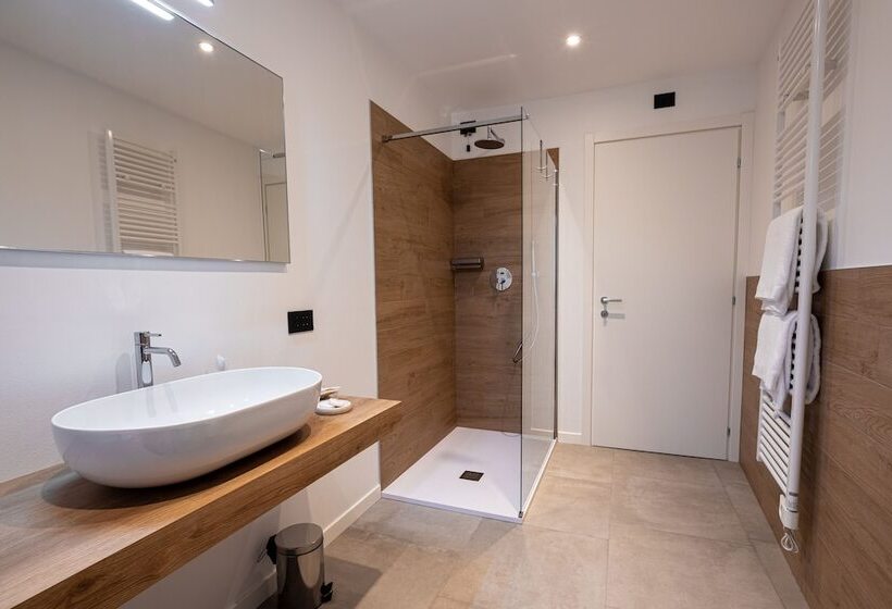 酒店 La Svolta Foresteria