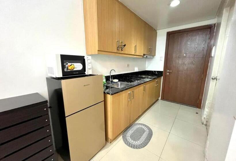 בית מלון כפרי Las Vegas Of The Philippines In Pasay Manila! Luxury Near Naia Airport, Solaire, Okada, City Of Drea