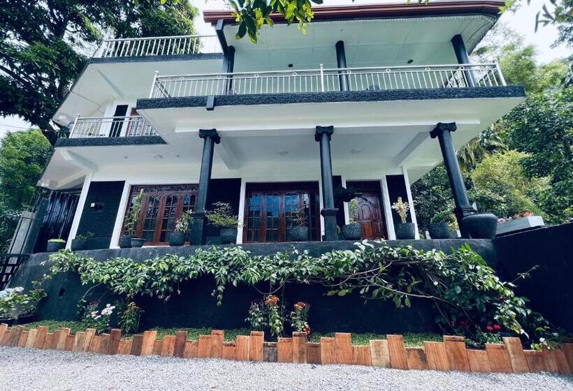 ホテル Mandaramnuwara Mandarama