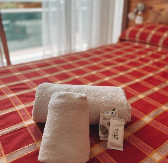 호텔 Milesi Necochea