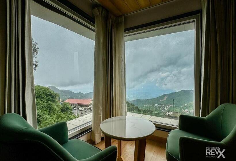 בית מלון כפרי Rockland Residency