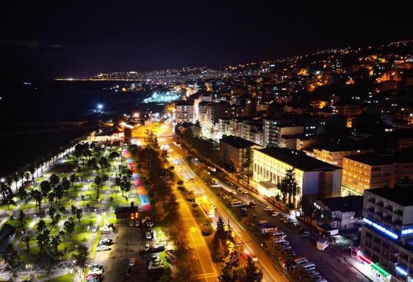 فندق Sera Lake Center