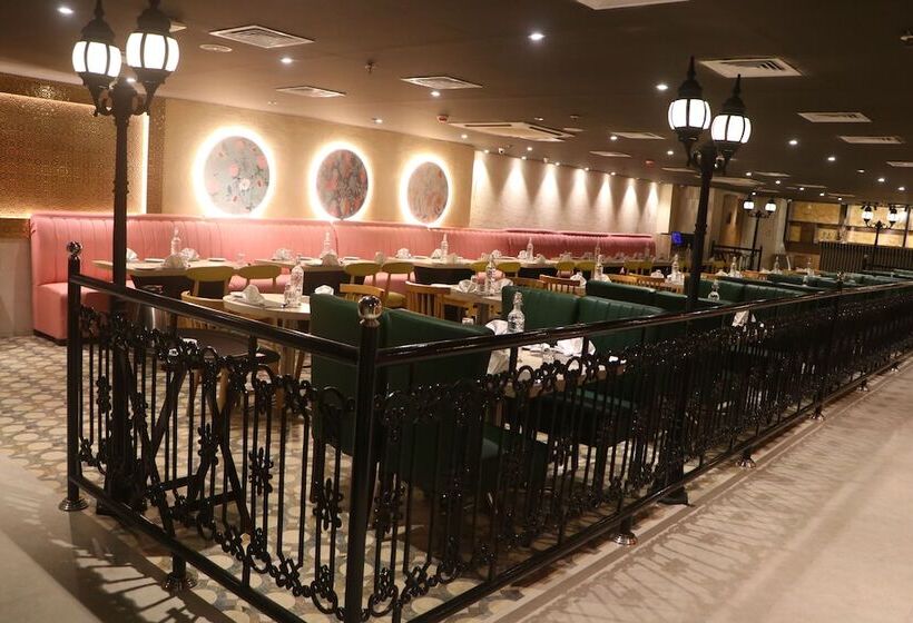 ホテル Sk Premium Park At World Square Mall