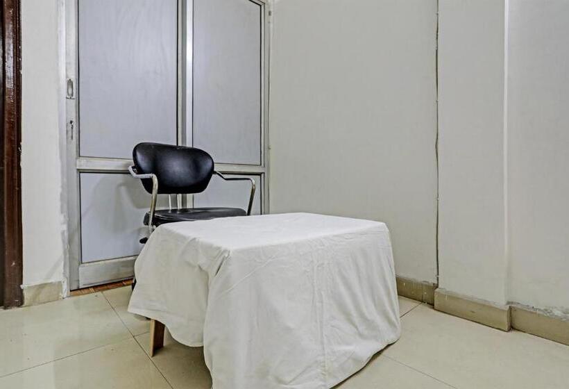 酒店 Taj Guest House