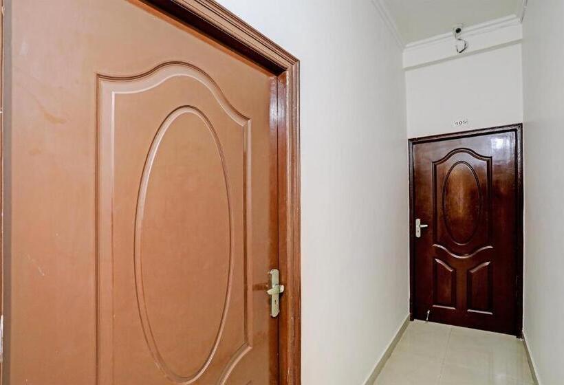 酒店 Taj Guest House