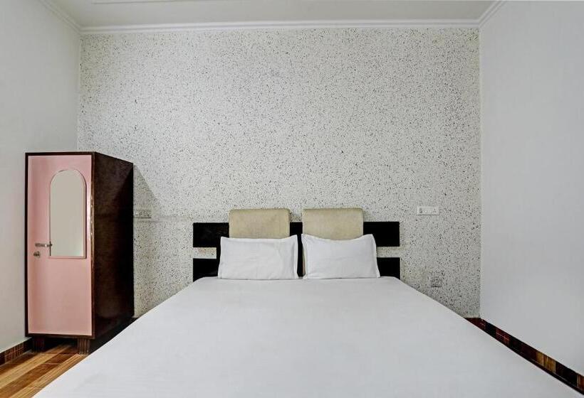 酒店 Taj Guest House