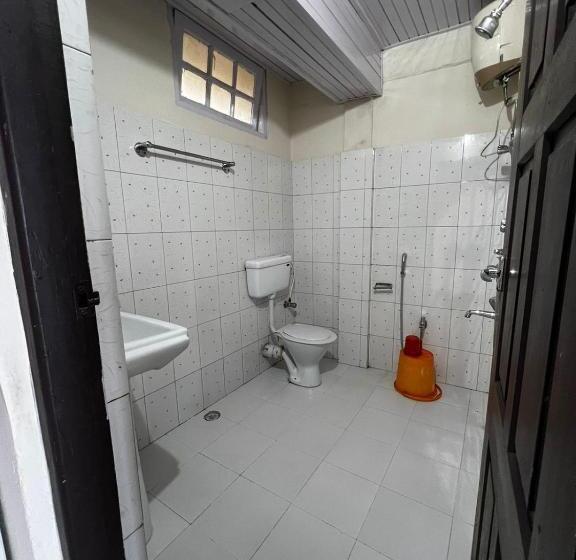 ホテル Yankee Village Retreat, Rishop