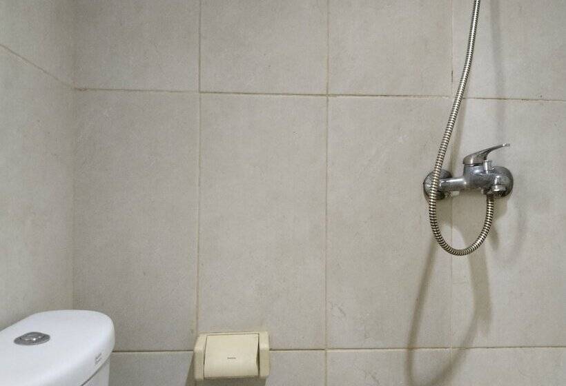 Metro Hotel Bekasi Powered By Cocotel