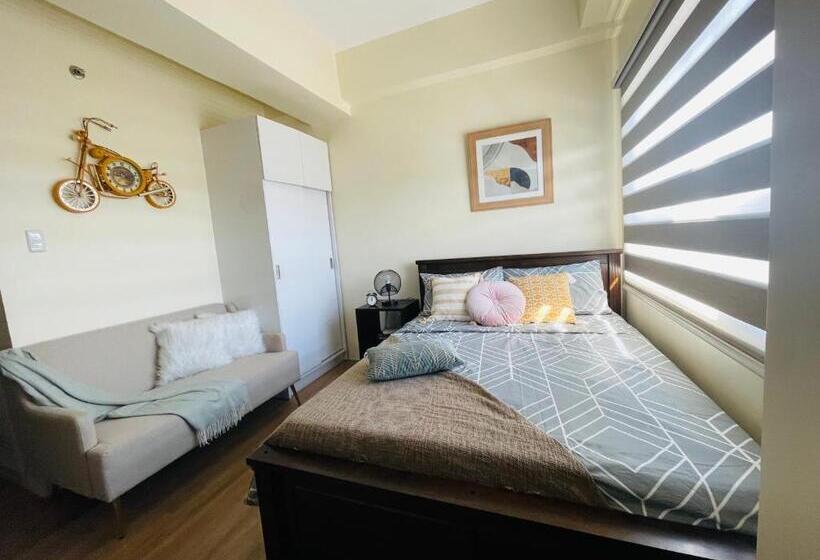 Northwoods Place Condominium