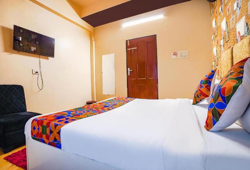 Fabhotel The Imperial Green