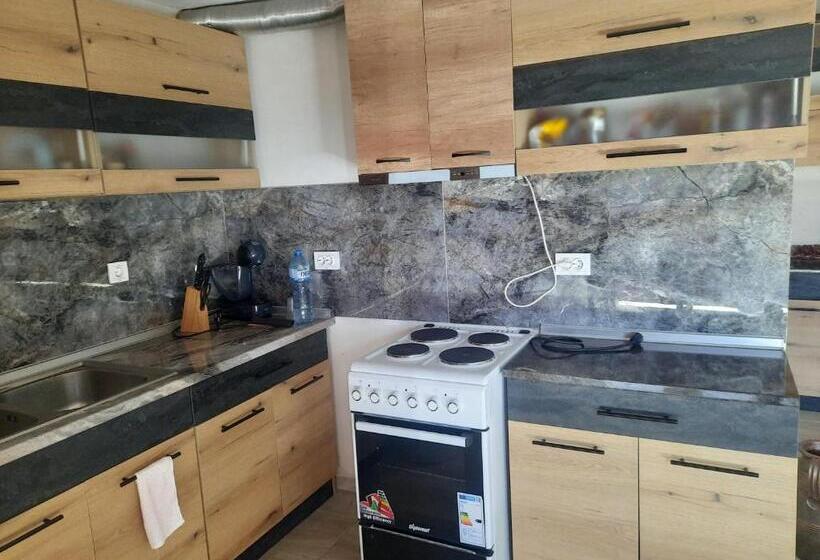 Пансион къща за гости люляк