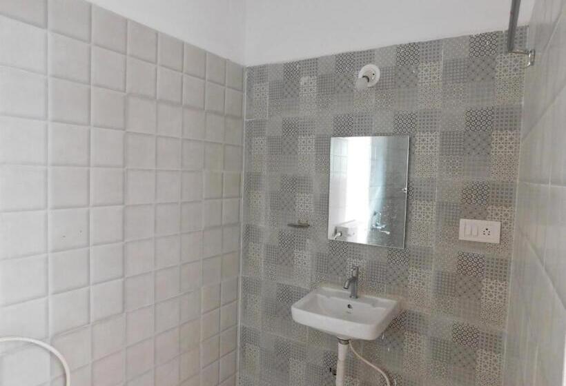 ペンション Ariel Guesthouse