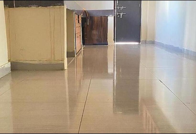 پانسیون Fabexpress D Crescent