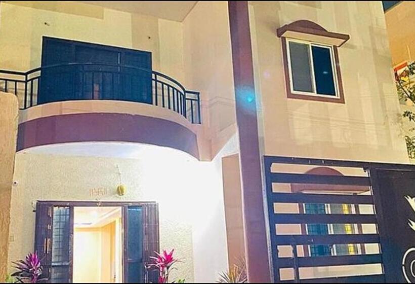 پانسیون Fabexpress D Crescent