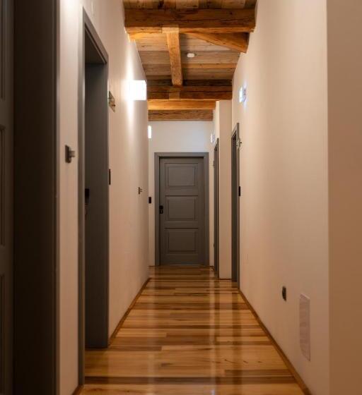 ペンション Dům U Města Milána   Sedm Dveří, Sedm Světů