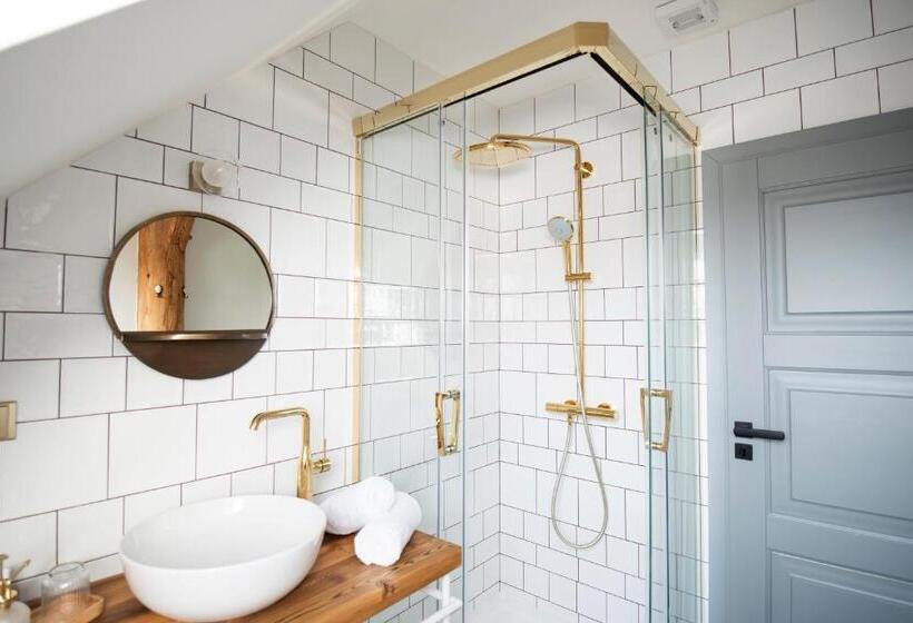 پانسیون Dům U Města Milána   Sedm Dveří, Sedm Světů