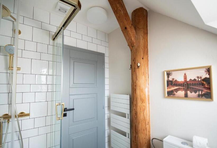 ペンション Dům U Města Milána   Sedm Dveří, Sedm Světů