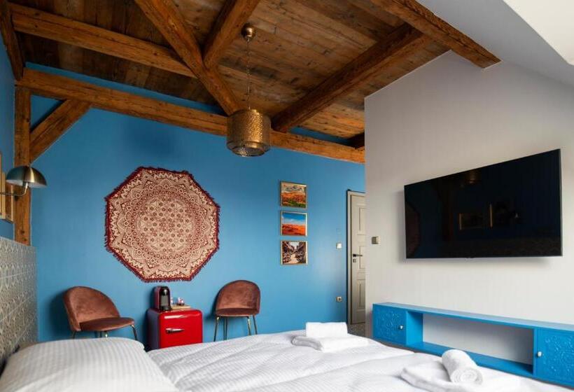 ペンション Dům U Města Milána   Sedm Dveří, Sedm Světů