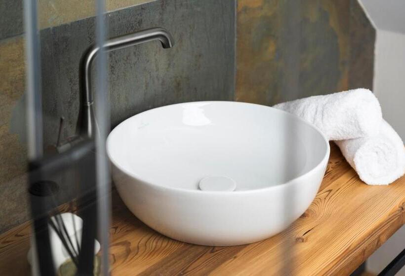 پانسیون Dům U Města Milána   Sedm Dveří, Sedm Světů