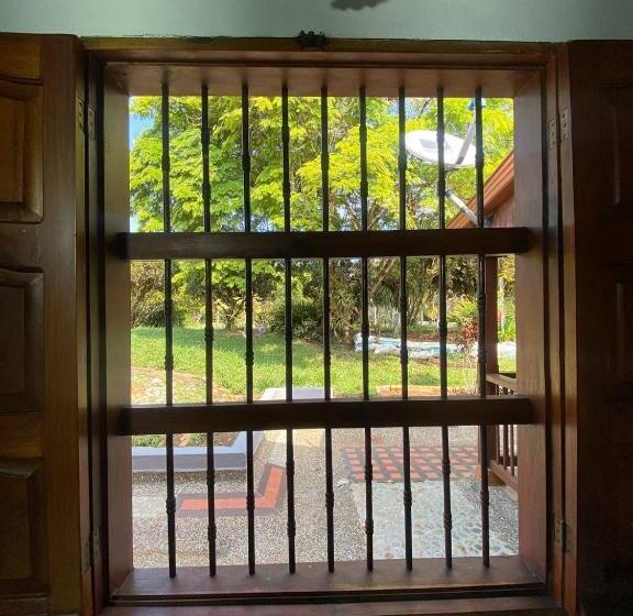 פנסיון El Fauno Hostel Campestre