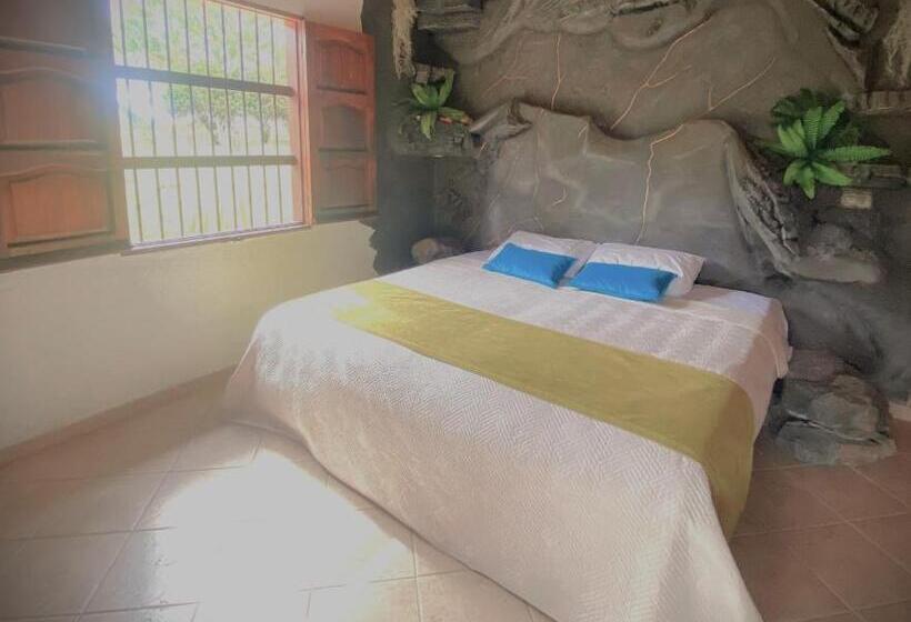 פנסיון El Fauno Hostel Campestre