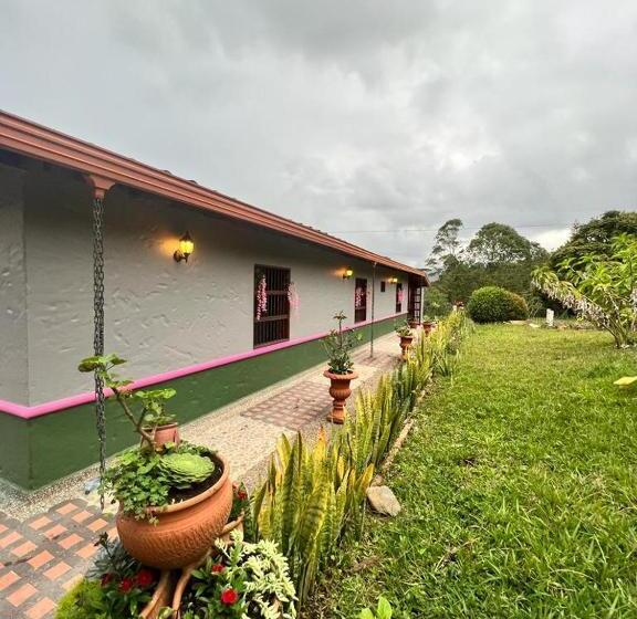 פנסיון El Fauno Hostel Campestre