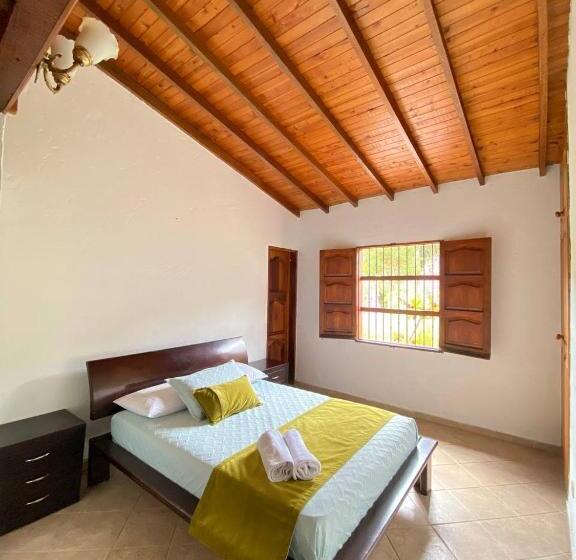 פנסיון El Fauno Hostel Campestre