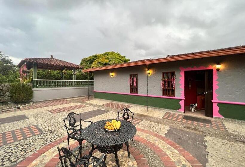 פנסיון El Fauno Hostel Campestre