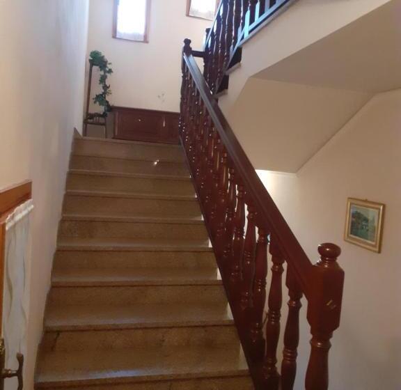 بنسيون Gold House