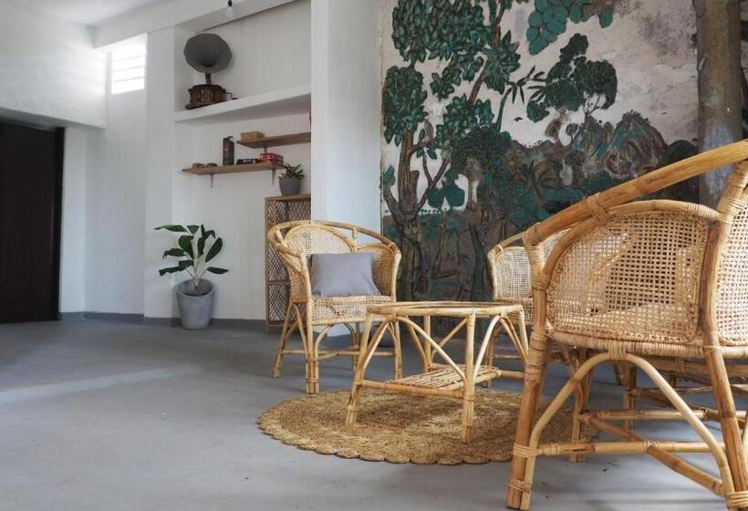 ペンション Just Another Guesthouse